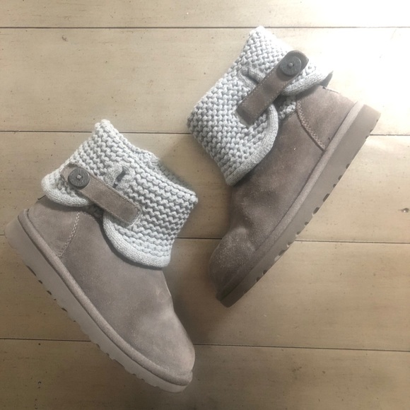 UGG Shoes - Ugg Australia Saela Grey Knit Sweater Cuff Boots